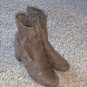 Cute winter booties!